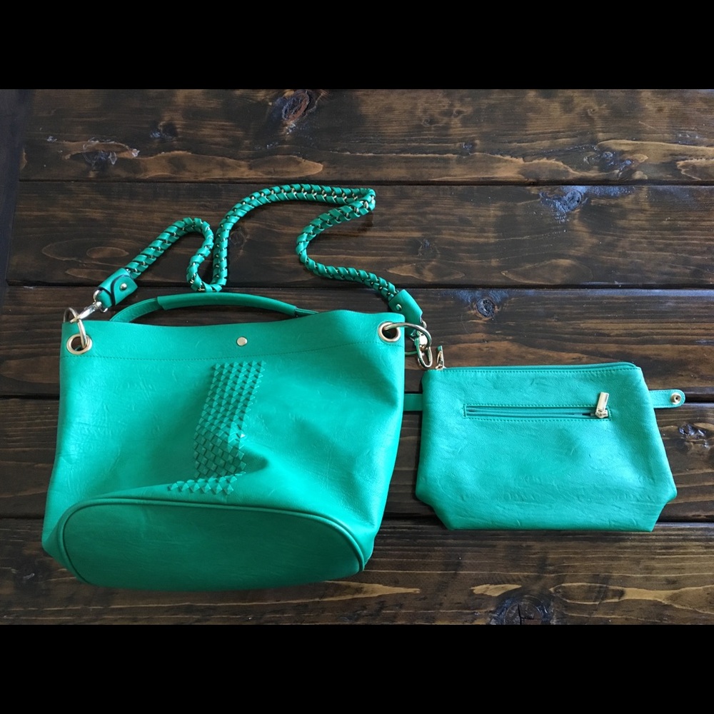 Bag with detachable insert